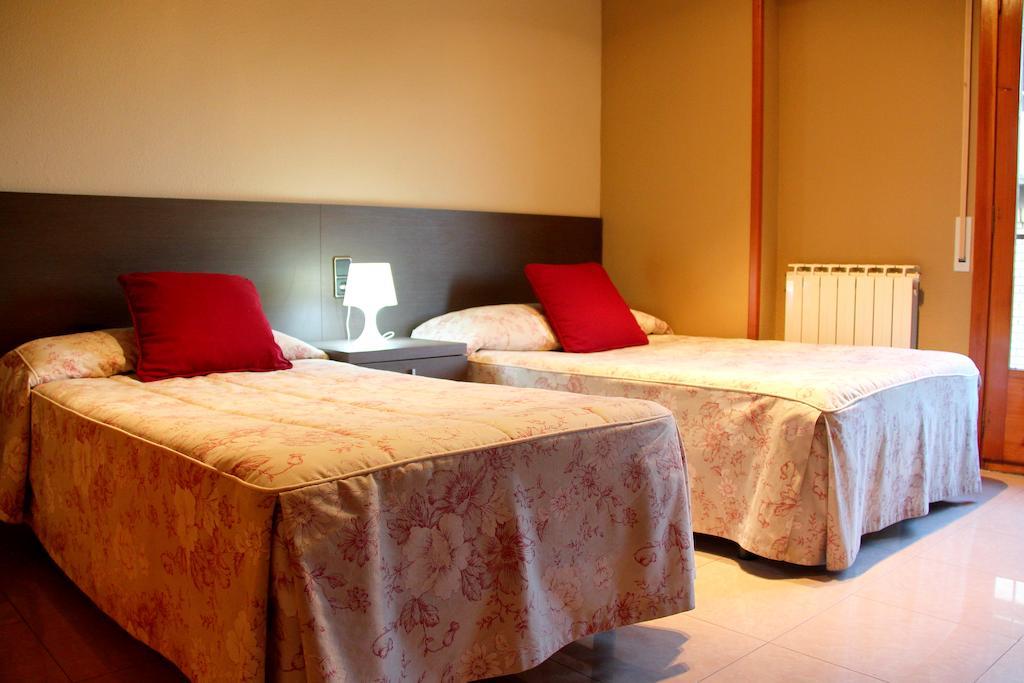 Hostal Cafeteteria Goya Barbastro Rum bild