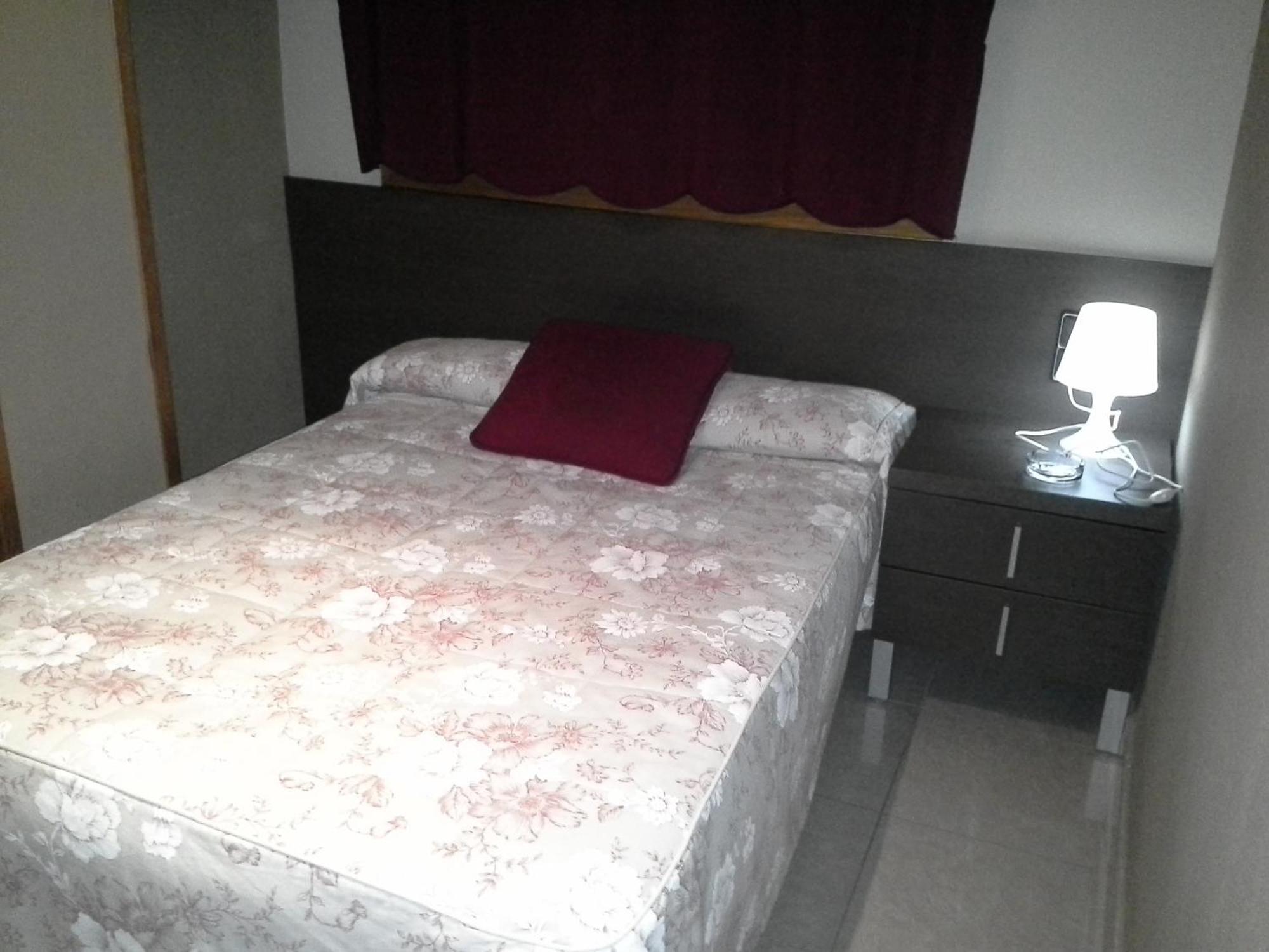 Hostal Cafeteteria Goya Barbastro Rum bild